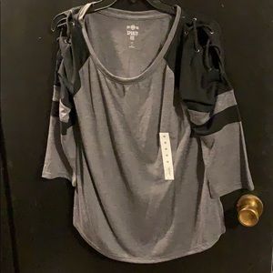 3/4 sleeve shirt